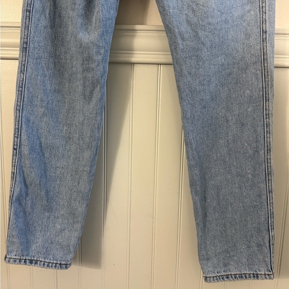 BDG Urban Outfitters High Rise Cowboy Cut Mom Jeans Medium Blue Size 27* - Picture 8 of 10